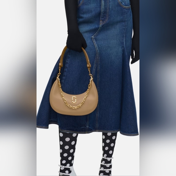 The J Marc Curve Shoulder Bag - Picture 12 of 15